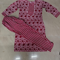 Floral Printed Women Cotton Women Kurta With Pant (2 Psc Set)